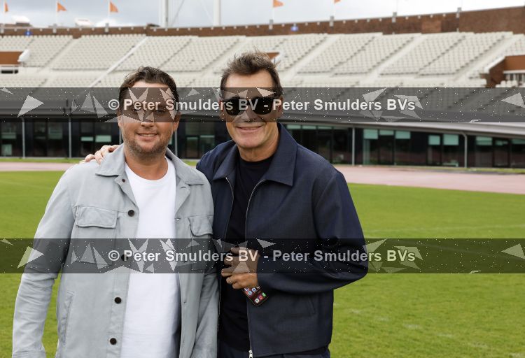 Amsterdam 4 juni 2026
Lunch met artiesten en influencers van de Amsterdamse zomer in het Olympisch stadion. Jeroen v d Boom en Tino Martin 