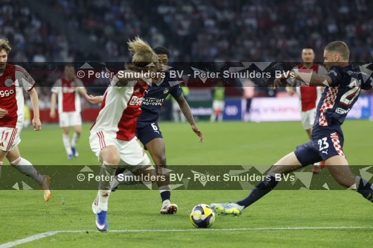 Amsterdam, 2 Mei 2026
Kompetitiewedstrijd AJAX-PSV, eindstand 2-2
Joey Veerman