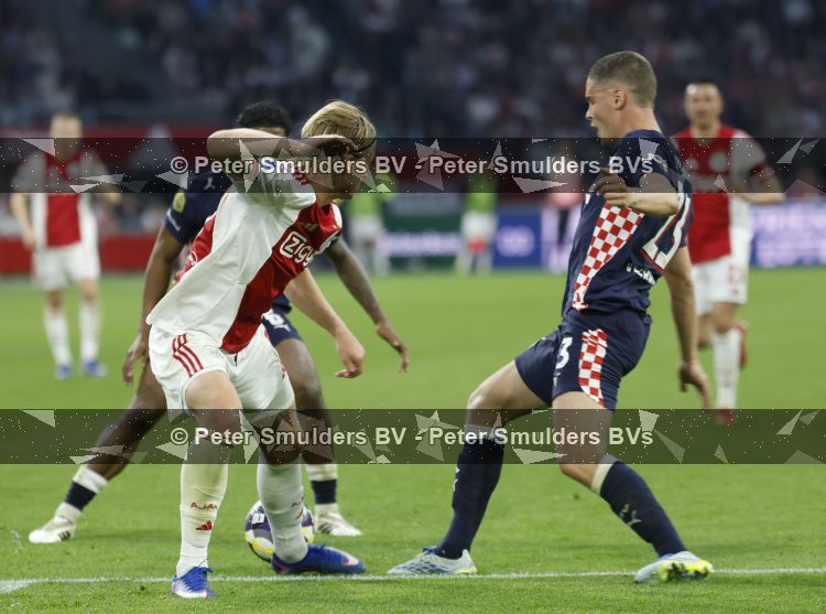 Amsterdam, 2 Mei 2026
Kompetitiewedstrijd AJAX-PSV, eindstand 2-2
Joey Veerman