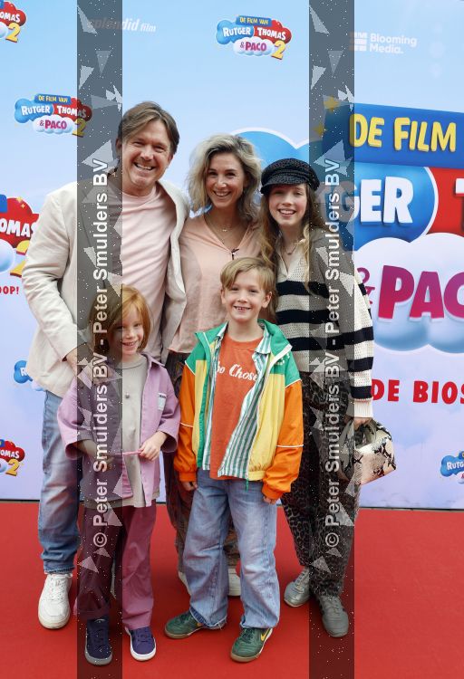 Amsterdam 31 mei 2026
Premiere Rutger Thomas en Paco 2 in Pathe Arena . Johnny de Mol kwam met zijn vrouw Anouk de Mol en hun kinderen Johnny jr Fender en Kiki 