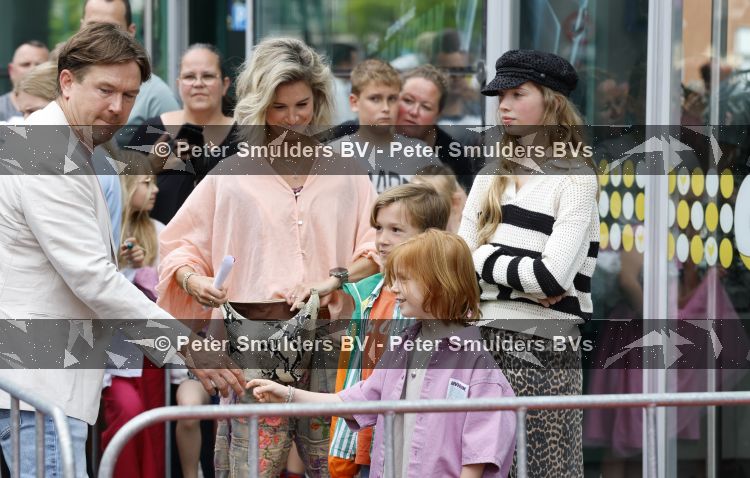 Amsterdam 31 mei 2026
Premiere Rutger Thomas en Paco 2 in Pathe Arena . Johnny de Mol kwam met zijn vrouw Anouk de Mol en hun kinderen Johnny jr Fender en Kiki 