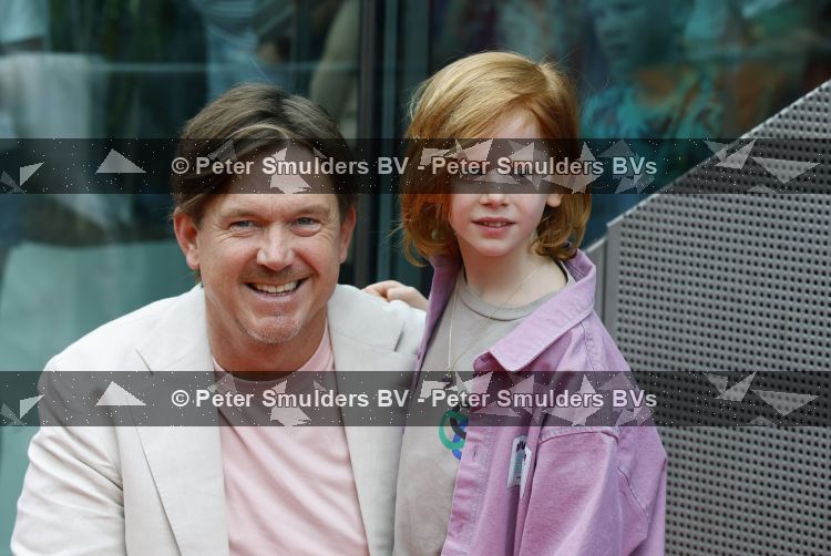 Amsterdam 31 mei 2026
Premiere Rutger Thomas en Paco 2 in Pathe Arena . Johnny de Mol kwam met zijn vrouw Anouk de Mol en hun kinderen Johnny jr Fender en Kiki 