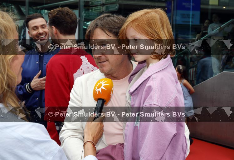 Amsterdam 31 mei 2026
Premiere Rutger Thomas en Paco 2 in Pathe Arena . Johnny de Mol kwam met zijn vrouw Anouk de Mol en hun kinderen Johnny jr Fender en Kiki 