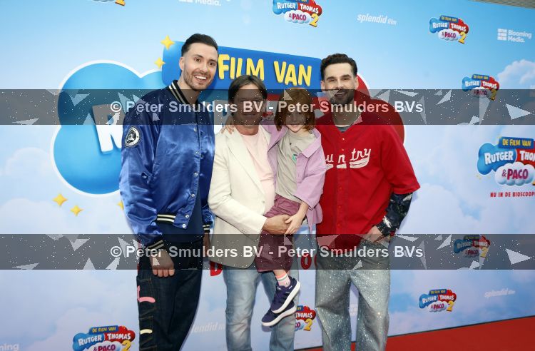 Amsterdam 31 mei 2026
Premiere Rutger Thomas en Paco 2 in Pathe Arena . Johnny de Mol kwam met zijn vrouw Anouk de Mol en hun kinderen Johnny jr Fender en Kiki 