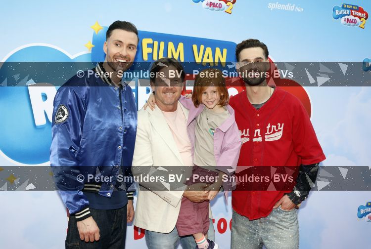 Amsterdam 31 mei 2026
Premiere Rutger Thomas en Paco 2 in Pathe Arena . Johnny de Mol kwam met zijn vrouw Anouk de Mol en hun kinderen Johnny jr Fender en Kiki 