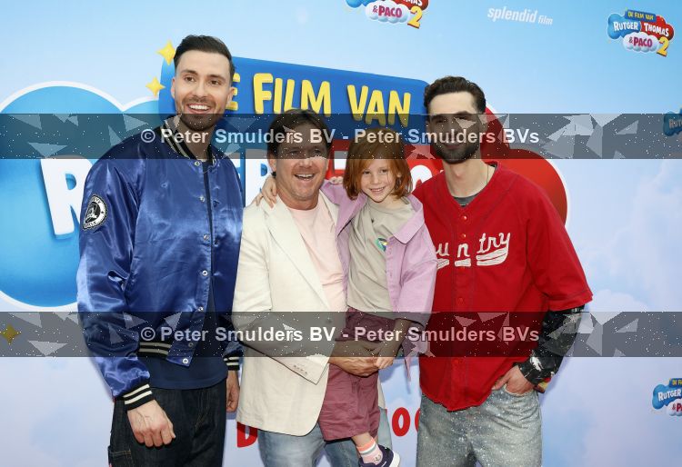 Amsterdam 31 mei 2026
Premiere Rutger Thomas en Paco 2 in Pathe Arena . Johnny de Mol kwam met zijn vrouw Anouk de Mol en hun kinderen Johnny jr Fender en Kiki 