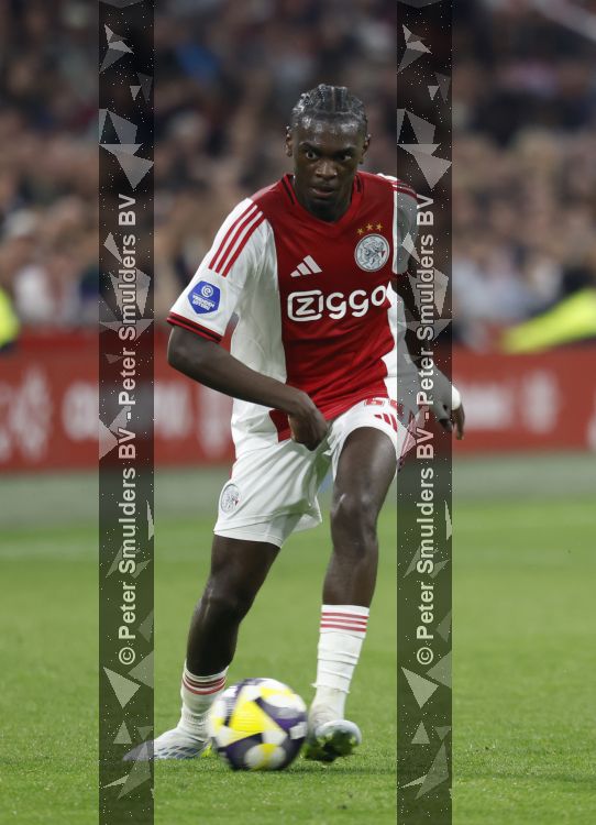 Amsterdam, 2 Mei 2026
Kompetitiewedstrijd AJAX-PSV, eindstand 2-2
Jorthy Mokio