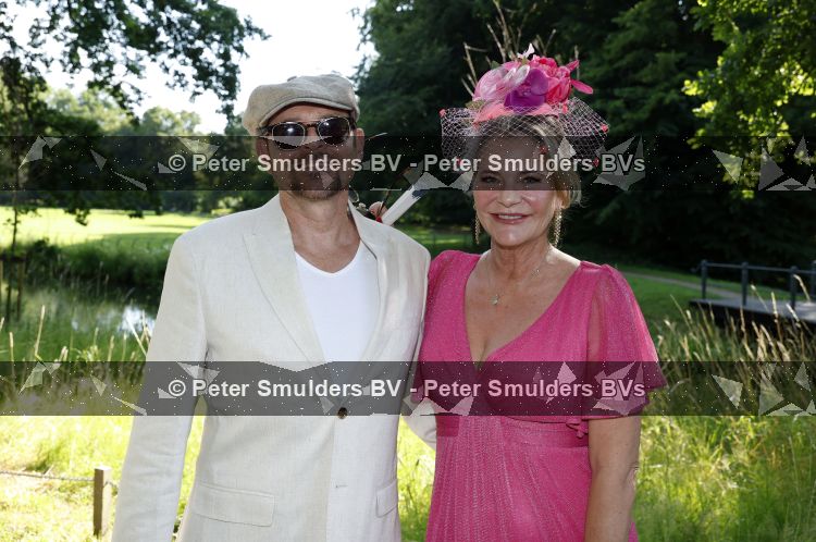 Breukelen 22 juni 2026
Nationale haringparty op Neyenrode . Justine Marcella kwam met partner