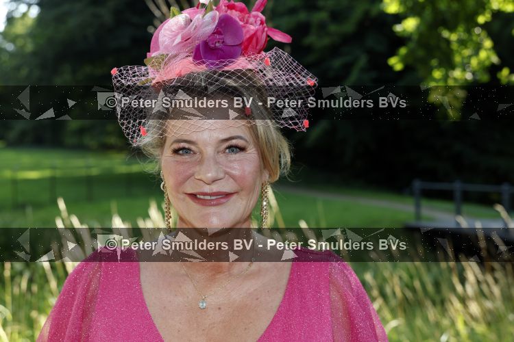 Breukelen 22 juni 2026
Nationale haringparty op Neyenrode . Justine Marcella kwam met partner
