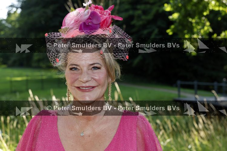 Breukelen 22 juni 2026
Nationale haringparty op Neyenrode . Justine Marcella kwam met partner