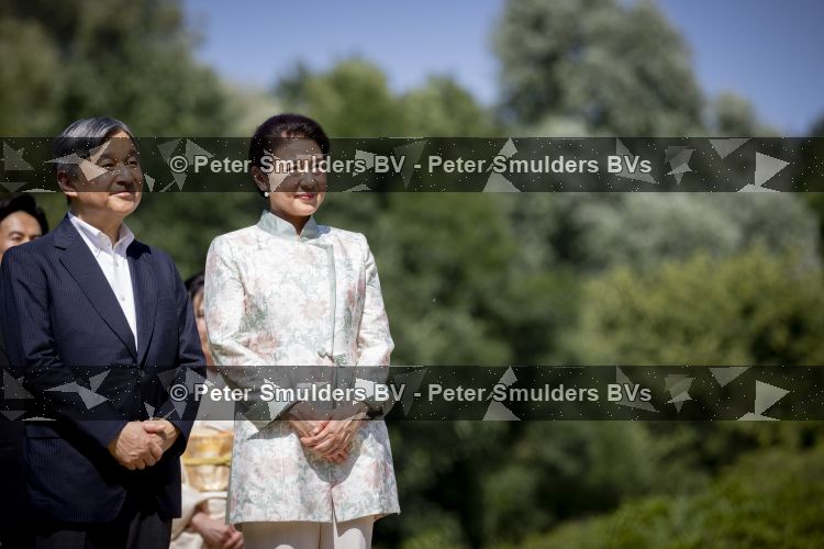 AMSTELVEEN  19 Juni 2026Keizer Nahurito, keizerin Masako van Japan tijdens een boomplant ceremonie in het Japanse Bloesempark tijdens de derde dag van het Japanse staatsbezoek aan Nederland.