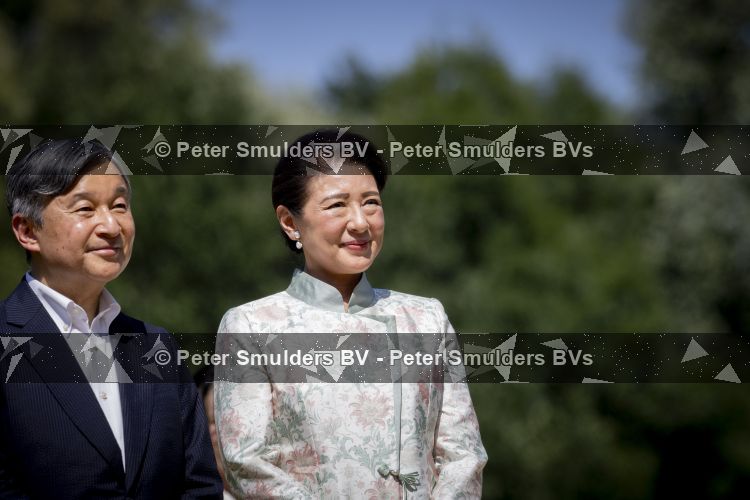 AMSTELVEEN  19 Juni 2026Keizer Nahurito, keizerin Masako van Japan tijdens een boomplant ceremonie in het Japanse Bloesempark tijdens de derde dag van het Japanse staatsbezoek aan Nederland.