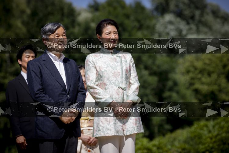 AMSTELVEEN  19 Juni 2026Keizer Nahurito, keizerin Masako van Japan tijdens een boomplant ceremonie in het Japanse Bloesempark tijdens de derde dag van het Japanse staatsbezoek aan Nederland.