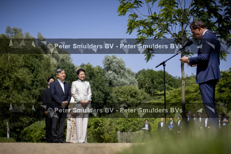 AMSTELVEEN  19 Juni 2026Keizer Nahurito, keizerin Masako van Japan tijdens een boomplant ceremonie in het Japanse Bloesempark tijdens de derde dag van het Japanse staatsbezoek aan Nederland.