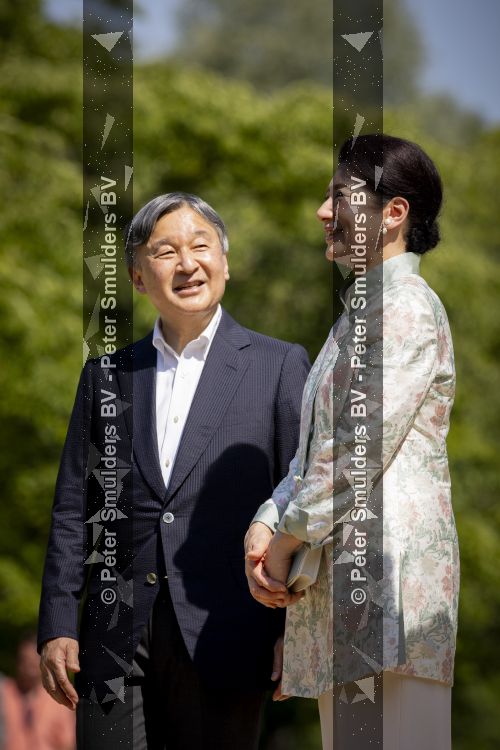 AMSTELVEEN  19 Juni 2026Keizer Nahurito, keizerin Masako van Japan tijdens een boomplant ceremonie in het Japanse Bloesempark tijdens de derde dag van het Japanse staatsbezoek aan Nederland.