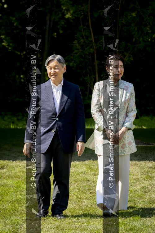 AMSTELVEEN  19 Juni 2026Keizer Nahurito, keizerin Masako van Japan tijdens een boomplant ceremonie in het Japanse Bloesempark tijdens de derde dag van het Japanse staatsbezoek aan Nederland.