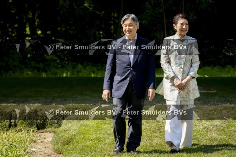 AMSTELVEEN  19 Juni 2026Keizer Nahurito, keizerin Masako van Japan tijdens een boomplant ceremonie in het Japanse Bloesempark tijdens de derde dag van het Japanse staatsbezoek aan Nederland.