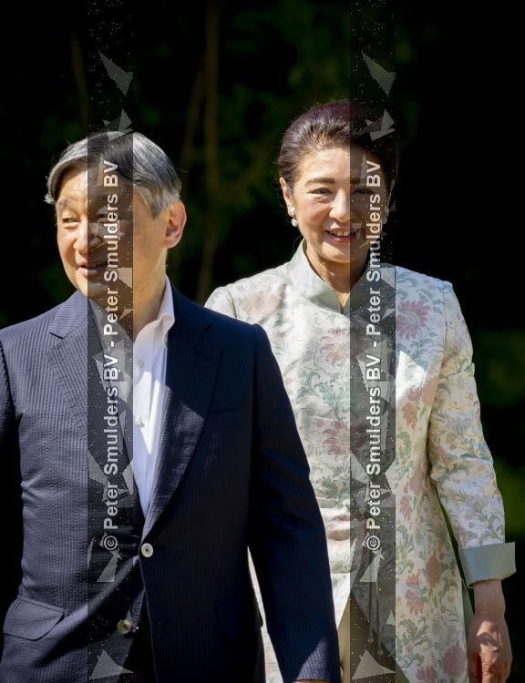 AMSTELVEEN  19 Juni 2026Keizer Nahurito, keizerin Masako van Japan tijdens een boomplant ceremonie in het Japanse Bloesempark tijdens de derde dag van het Japanse staatsbezoek aan Nederland.