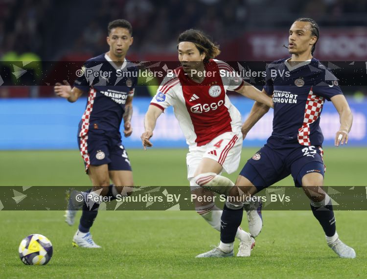 Amsterdam, 2 Mei 2026
Kompetitiewedstrijd AJAX-PSV, eindstand 2-2
Kiliann Sildillia