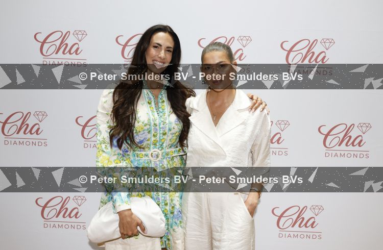 Amsterdam 1 juni 2026
Presentatie Cha Diamonds in Hotel l Europe . Lilly Becker was de Special Guest . Kimberley Chantal en Floor Coster 