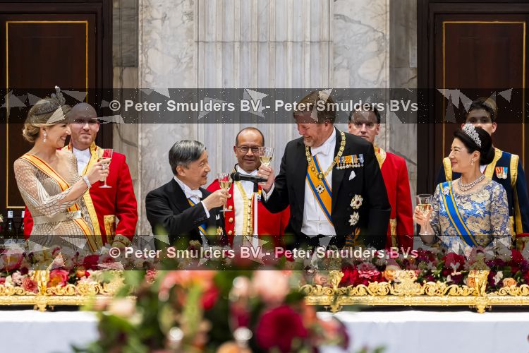 Amsterdam, 17 Juni 2026 Keizer Naruhito, keizerin Masako van Japan, Koning Willem Alexander Koningin Maxima Prinses Amalia en Prinses Ariane tijdens het staatsbanket in het Koninklijk Paleis Amsterdam. 

Naruhito brengt een driedaags staatsbezoek aan Nederland.

