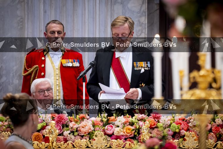 Amsterdam 9 juni 2026
Op uitnodiging van Zijne Majesteit de Koning - Koning Willem Alexander en Koningin Maxima brengt de bondspresident van Duitsland, Frank-Walter Steinmeier, een staatsbezoek aan Nederland. Hij wordt hierbij vergezeld door zijn echtgenote Elke BÃ¼denbender.