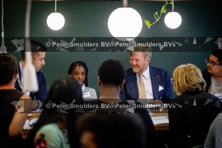 Amsterdam 9 juni 2026
Op uitnodiging van Zijne Majesteit de Koning - Koning Willem Alexander en Koningin Maxima brengt de bondspresident van Duitsland, Frank-Walter Steinmeier, een staatsbezoek aan Nederland. Hij wordt hierbij vergezeld door zijn echtgenote Elke BÃ¼denbender.