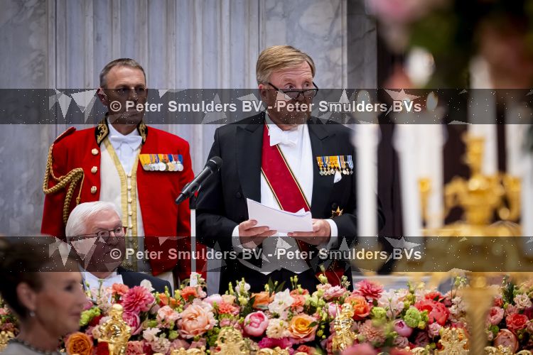 Amsterdam 9 juni 2026
Op uitnodiging van Zijne Majesteit de Koning - Koning Willem Alexander en Koningin Maxima brengt de bondspresident van Duitsland, Frank-Walter Steinmeier, een staatsbezoek aan Nederland. Hij wordt hierbij vergezeld door zijn echtgenote Elke BÃ¼denbender.