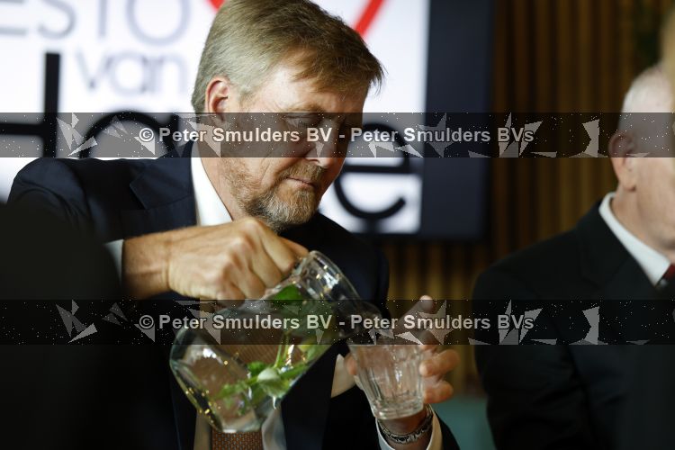 Amsterdam 9 juni 2026
Op uitnodiging van Zijne Majesteit de Koning - Koning Willem Alexander en Koningin Maxima brengt de bondspresident van Duitsland, Frank-Walter Steinmeier, een staatsbezoek aan Nederland. Hij wordt hierbij vergezeld door zijn echtgenote Elke BÃ¼denbender.