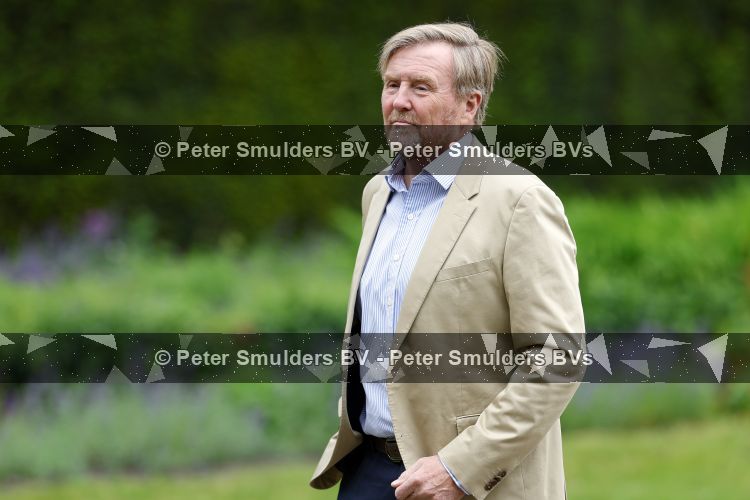 Den Haag 21 mei 2026
Fotouurtje met de koninklijke familie in de Hollandse tuin van Park Clingendael . Aanwezig Koning Willem Alexander Koningin Maxima Prinses Amalia Prinses Alexia en Prinses Ariane . 