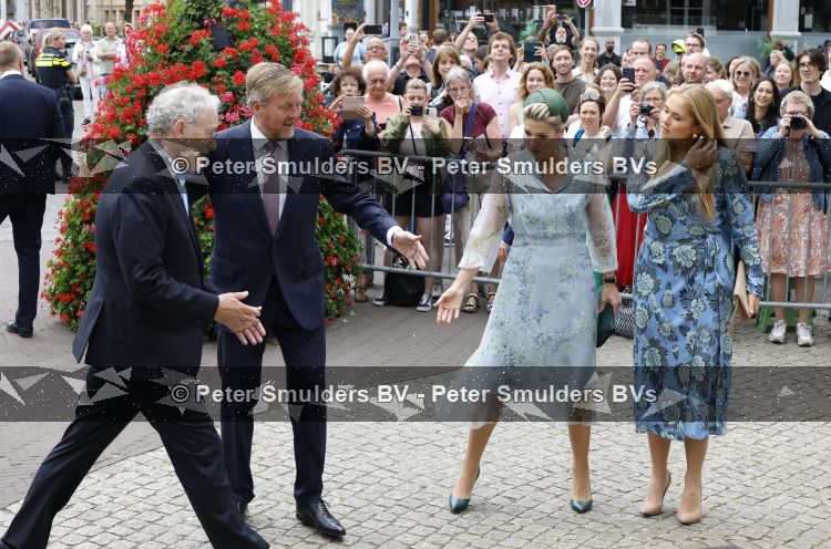 Den Haag 30 juni 2026
Koning Willem Alexander Koningin Maxima en prinses Amalia bij afscheid van Thom de Graaf in raad v State .