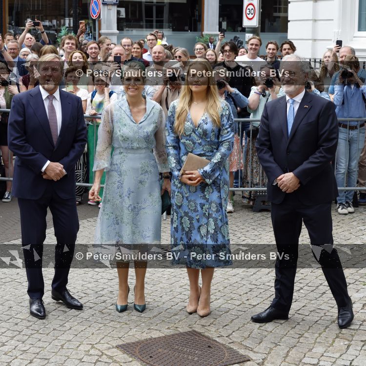 Den Haag 30 juni 2026
Koning Willem Alexander Koningin Maxima en prinses Amalia bij afscheid van Thom de Graaf in raad v State .