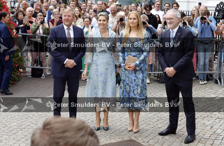 Den Haag 30 juni 2026
Koning Willem Alexander Koningin Maxima en prinses Amalia bij afscheid van Thom de Graaf in raad v State .