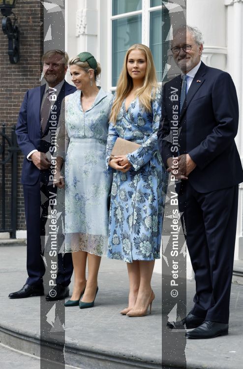 Den Haag 30 juni 2026
Koning Willem Alexander Koningin Maxima en prinses Amalia bij afscheid van Thom de Graaf in raad v State .