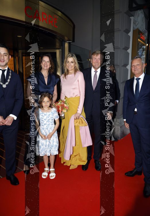 Amsterdam 3 juni 2026
Koning Willem Alexander en Koningin Maxima arriveren bij Carre  voor het Holland festival . Arthur v Dijk ontvangt ze .
