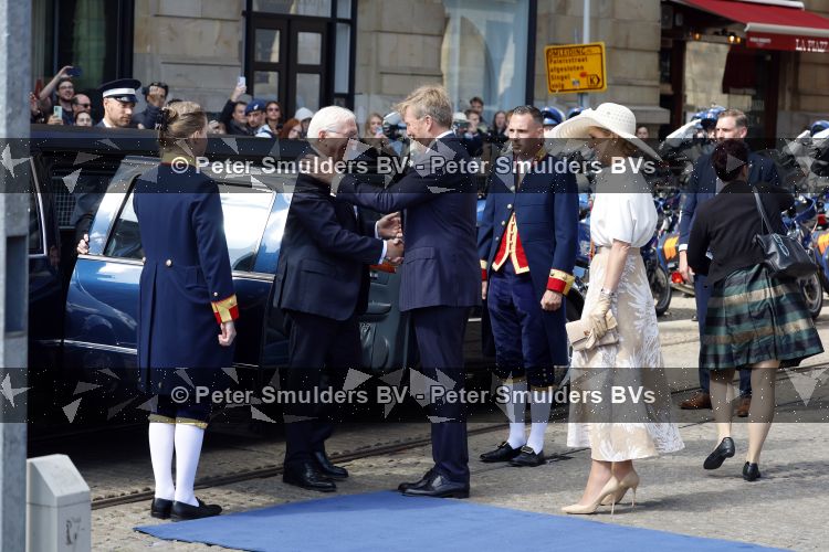 Amsterdam 9 juni 2026
Op uitnodiging van Zijne Majesteit de Koning - Koning Willem Alexander en Koningin Maxima brengt de bondspresident van Duitsland, Frank-Walter Steinmeier, een staatsbezoek aan Nederland. Hij wordt hierbij vergezeld door zijn echtgenote Elke BÃ¼denbender.