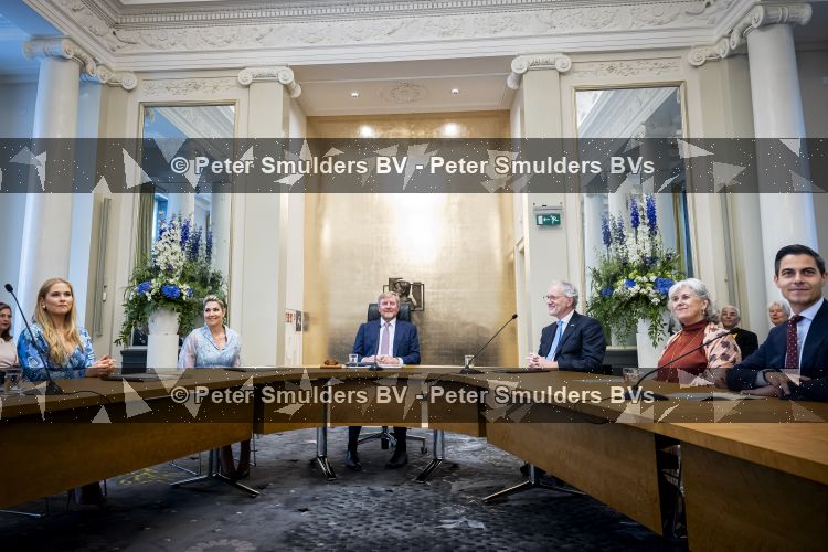Den Haag 30 juni 2026
Koning Willem Alexander Koningin Maxima en prinses Amalia bij afscheid van Thom de Graaf in raad v State .
