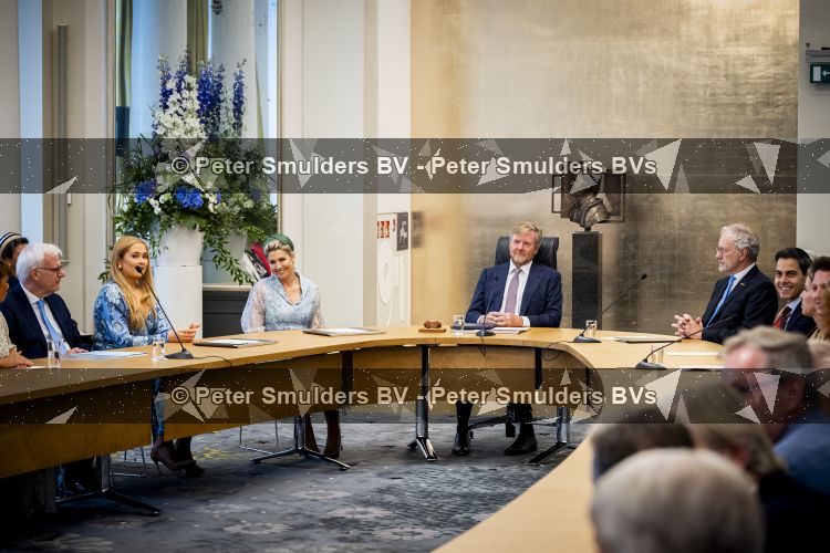 DEN HAAG 30 juni 2026 Koning Willem-Alexander, Koningin Maxima en Prinses Amalia is aanwezig bij de buitengewone vergadering van de Raad van State ter gelegenheid van het afscheid van de heer Thom de Graaf als vice-president.