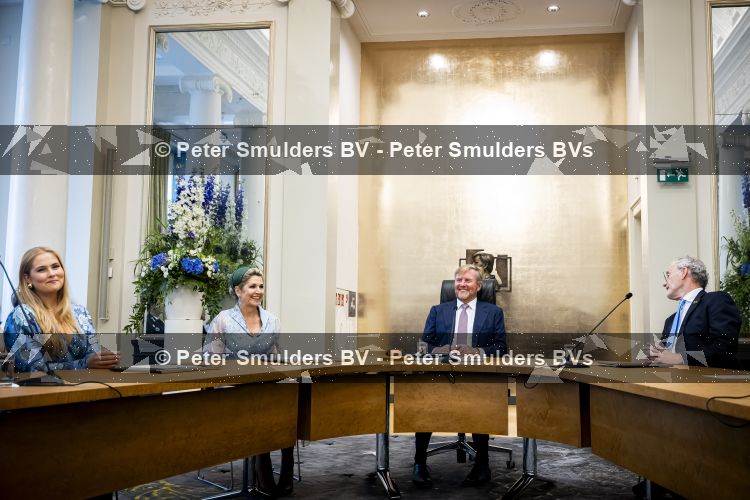DEN HAAG 30 juni 2026 Koning Willem-Alexander, Koningin Maxima en Prinses Amalia is aanwezig bij de buitengewone vergadering van de Raad van State ter gelegenheid van het afscheid van de heer Thom de Graaf als vice-president.