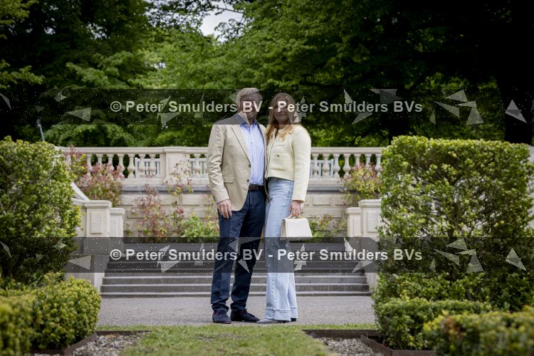 Den Haag 21 mei 2026
Fotouurtje met de koninklijke familie in de Hollandse tuin van Park Clingendael . Aanwezig Koning Willem Alexander Koningin Maxima Prinses Amalia Prinses Alexia en Prinses Ariane . 