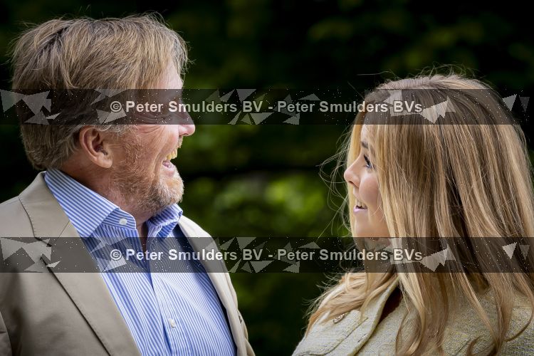 Den Haag 21 mei 2026
Fotouurtje met de koninklijke familie in de Hollandse tuin van Park Clingendael . Aanwezig Koning Willem Alexander Koningin Maxima Prinses Amalia Prinses Alexia en Prinses Ariane . 
