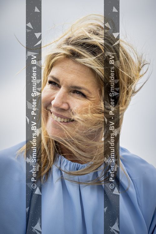 Koningin Maxima bij aftrap campagne Onzichtbare Blessure
VOORBURG 2 juni 2026 Koningin Maxima tijdens de aftrap van âDe Onzichtbare Blessureâ. Met het programma besteden KNVB en Zilveren Kruis aandacht aan mentale gezondheid in het amateurvoetbal. MIND Us wil dat jongeren grip krijgen op hun mentale gezondheid, zich veerkrachtig ontwikkelen en hulp weten te vinden als dat nodig is, Maxima is erevoorzitter van de stichting. De aftrap vind plaats in de Week van de Mentale Gezondheid. 