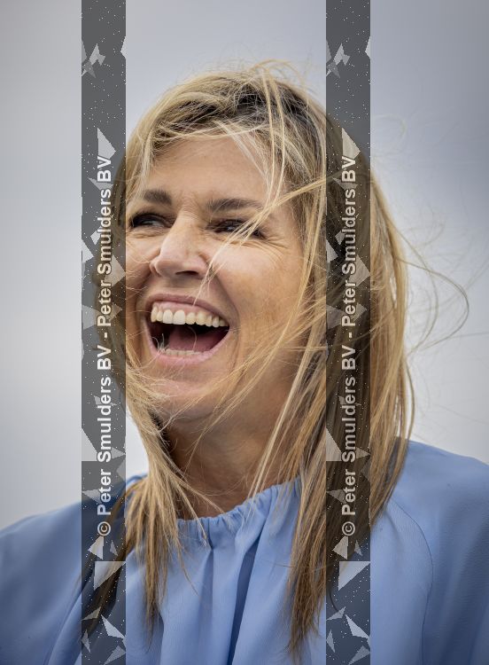 Koningin Maxima bij aftrap campagne Onzichtbare Blessure
VOORBURG 2 juni 2026 Koningin Maxima tijdens de aftrap van âDe Onzichtbare Blessureâ. Met het programma besteden KNVB en Zilveren Kruis aandacht aan mentale gezondheid in het amateurvoetbal. MIND Us wil dat jongeren grip krijgen op hun mentale gezondheid, zich veerkrachtig ontwikkelen en hulp weten te vinden als dat nodig is, Maxima is erevoorzitter van de stichting. De aftrap vind plaats in de Week van de Mentale Gezondheid. 