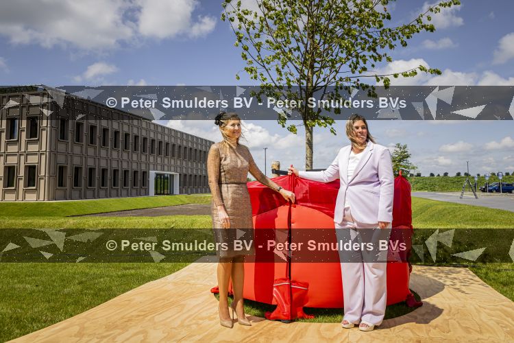 HEERENVEEN 3 juni 2026 - Koningin Maxima opent op  het Werklandschap van de Toekomst van Omrin in Ook het nieuwe circulaire zogenoemde droomkantoor van dit afvalverwerkingsbedrijf staat op het Werklandshap van de Toekomst, een duurzaam ontwikkeld bedrijventerrein dat groen en klimaatbestendig is. PATRICK VAN KATWIJK