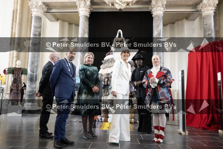 Arnhem 13 mei 2026
Koningin Maxima opent de State of Fashion BiÃ«nnale 2026. State of Fashion is een toonaangevend internationaal platform voor mode, textiel en maatschappelijke transitie. Minister van Onderwijs, Cultuur en Wetenschap Rianne Letschert was ook aanwezig  (Groene jurk)