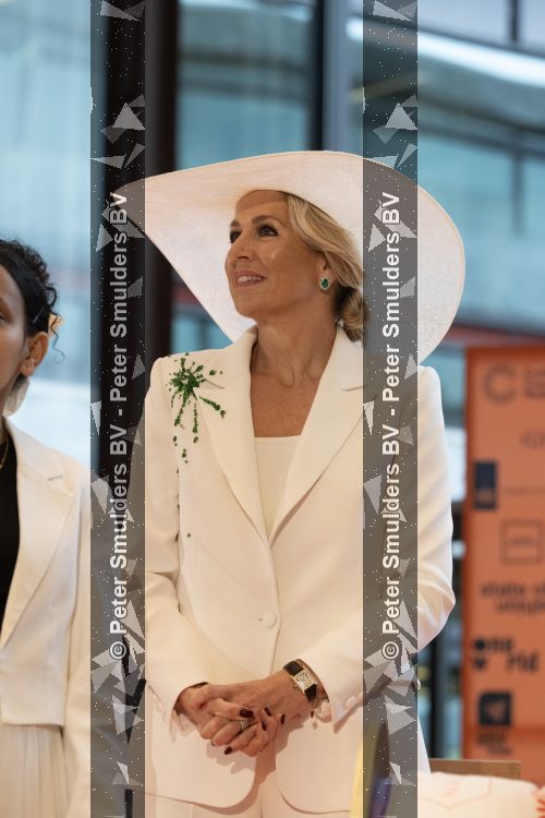 Arnhem 13 mei 2026
Koningin Maxima opent de State of Fashion BiÃ«nnale 2026. State of Fashion is een toonaangevend internationaal platform voor mode, textiel en maatschappelijke transitie.