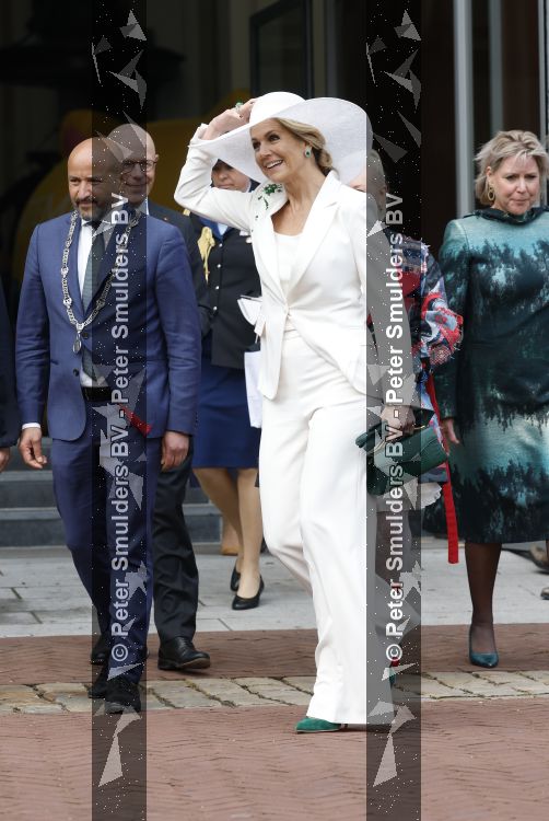 Arnhem 13 mei 2026
Koningin Maxima opent de State of Fashion BiÃ«nnale 2026. State of Fashion is een toonaangevend internationaal platform voor mode, textiel en maatschappelijke transitie.