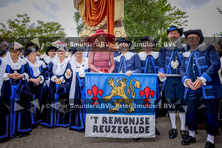 ROERMOND 19 mei 2026 Koning Willem Alexander en Koningin Maxima brengen een streekbezoek aan de gemeenten Maasgouw, Echt-Susteren, Roerdalen en Roermond. Tijdens het streekbezoek bezoekt het paar de schutterij in Wessem, Abdij Lilbosch in Echt, het smalste stukje Nederland in Illikhoven en Roermond, 19 Mei 2026. 