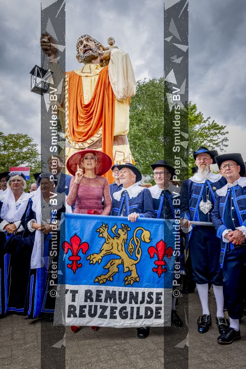 ROERMOND 19 mei 2026 Koning Willem Alexander en Koningin Maxima brengen een streekbezoek aan de gemeenten Maasgouw, Echt-Susteren, Roerdalen en Roermond. Tijdens het streekbezoek bezoekt het paar de schutterij in Wessem, Abdij Lilbosch in Echt, het smalste stukje Nederland in Illikhoven en Roermond, 19 Mei 2026. 