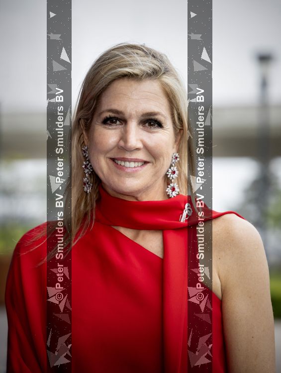 AMSTERDAM 20 mei 2026
 Koningin Maxima is aanwezig bij de uitreiking van de Koning Willem I Prijzen 2026 in Circa De ondernemingsprijzen worden tweejaarlijks toegekend door de Koning Willem I Stichting, in de categorieÃ«n Grootbedrijf, Midden- en Kleinbedrijf (MKB) en de Plaquette voor Duurzaam Ondernemerschap. Koningin Maxima is erevoorzitter van de Koning Willem I Stichting. 